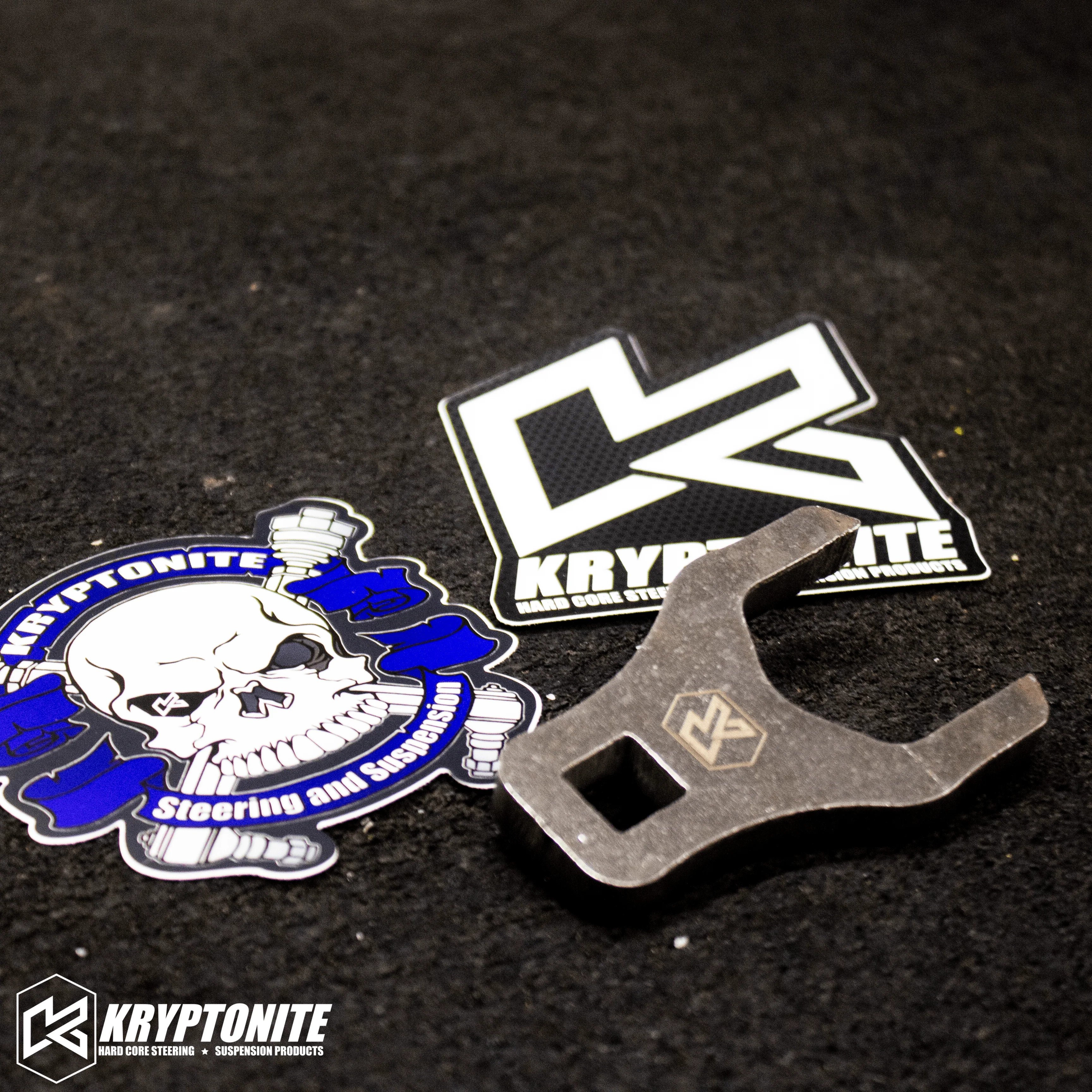 KRYPTONITE CAN-AM MAVERICK X3 INNER TIE ROD REMOVAL TOOL - Image 4